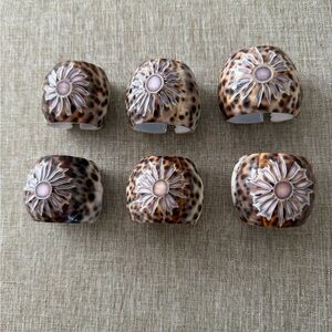 Napkin Rings Hand Made from Tiger Cowrie Shell from the Philippines.